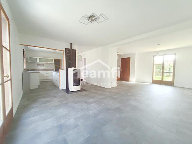 Vente Maison 8 pièces 162.76 m2 Orcemont