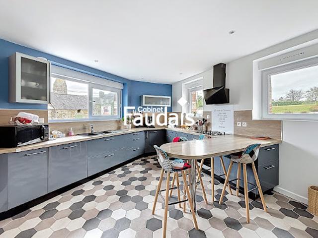 Vente Maison 8 pièces 163 m2 Fierville les Mines