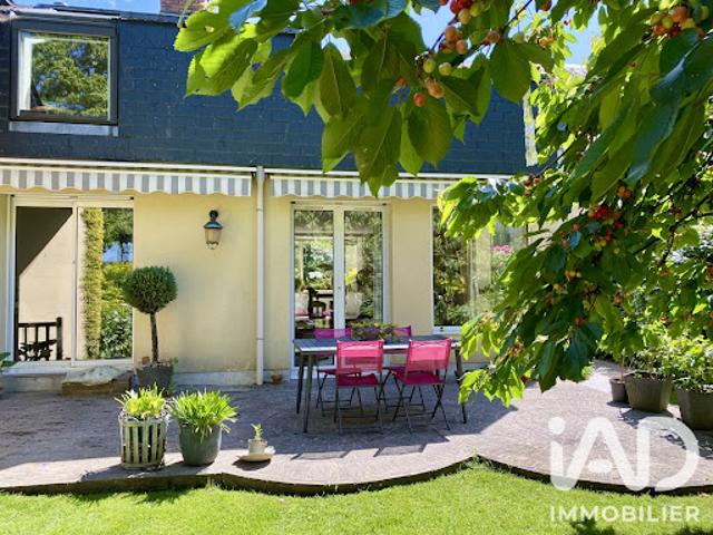 Vente Maison 8 pièces 174 m2 Mont Saint Aignan