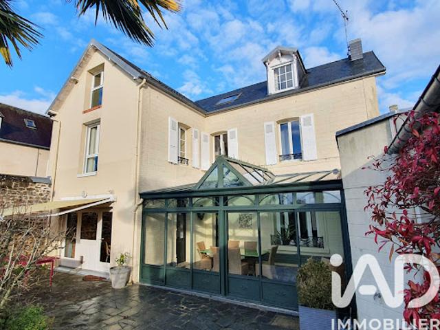 Vente Maison 8 pièces 174 m2 Coutances