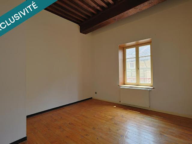Vente Maison 8 pièces 174 m2 Saint Trivier de Courtes