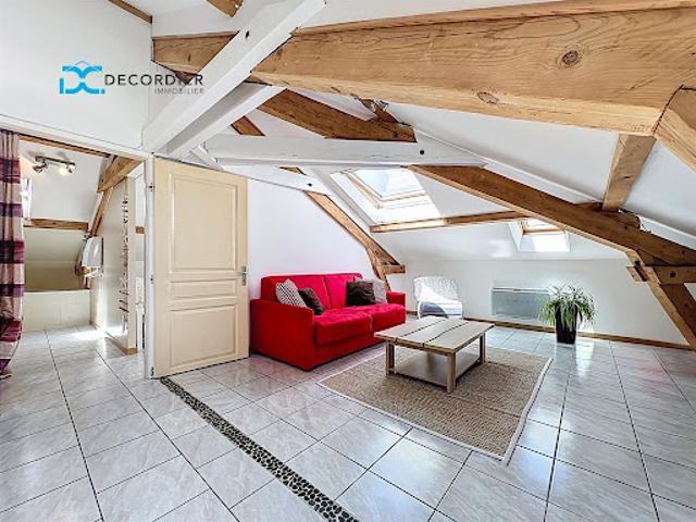Vente Maison 8 pièces 174.63 m2 Neuvecelle