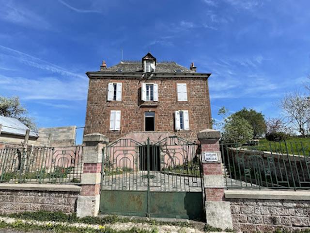 Vente Maison 8 pièces 174.98 m2 Rodelle