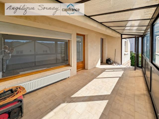 Vente Maison 8 pièces 175 m2 Lons le Saunier