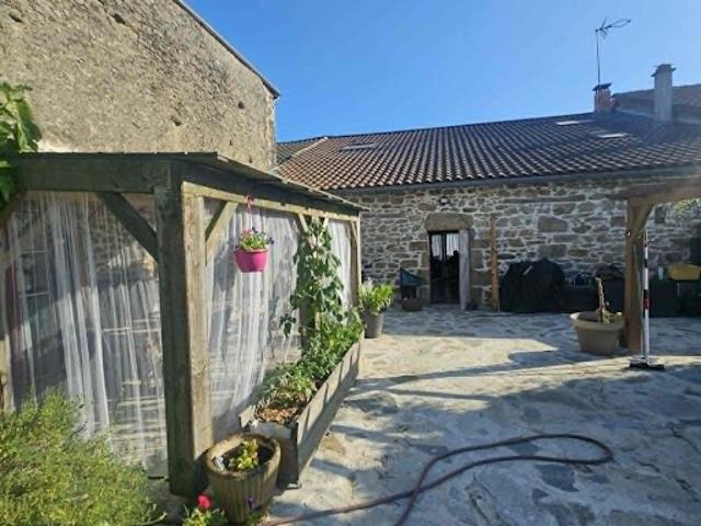 Vente Maison 8 pièces 175 m2 Sainte Marie de Vaux