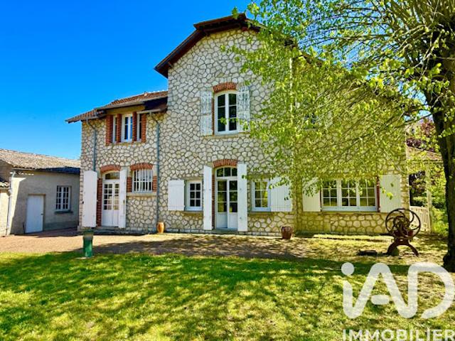 Vente Maison 8 pièces 176 m2 Cosne Cours sur Loire