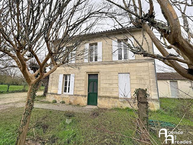Vente Maison 8 pièces 177 m2 Saint André de Cubzac
