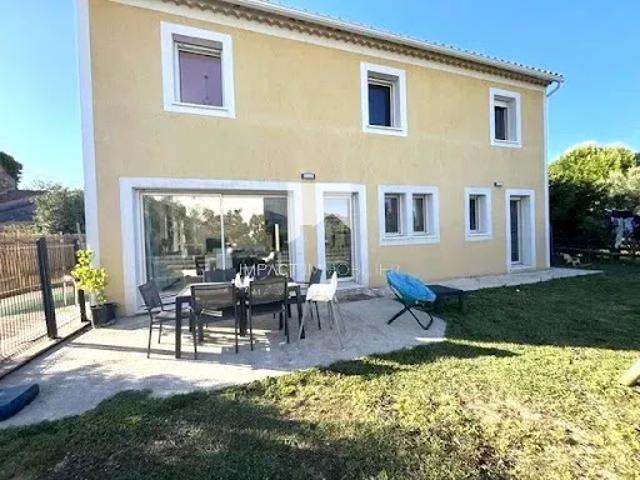 Vente Maison 8 pièces 179 m2 Cuers