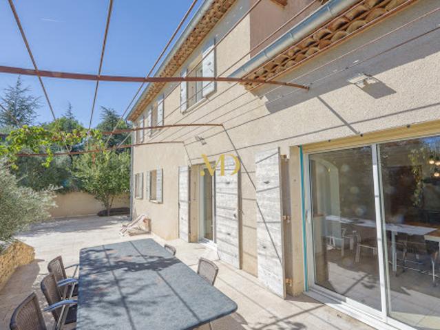 Vente Maison 8 pièces 170 m2 Apt
