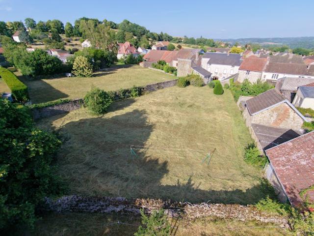 Vente Maison 8 pièces 170 m2 Bellegarde en Marche