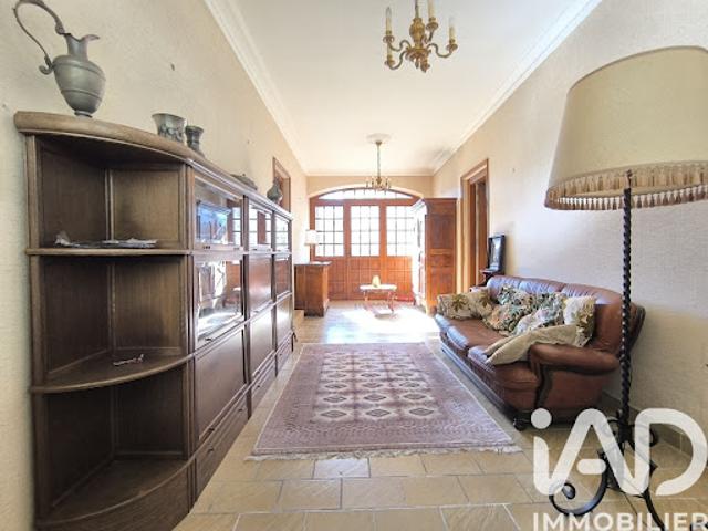 Vente Maison 8 pièces 170 m2 Bellegarde en Marche
