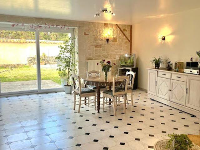 Vente Maison 8 pièces 170 m2 Bonson