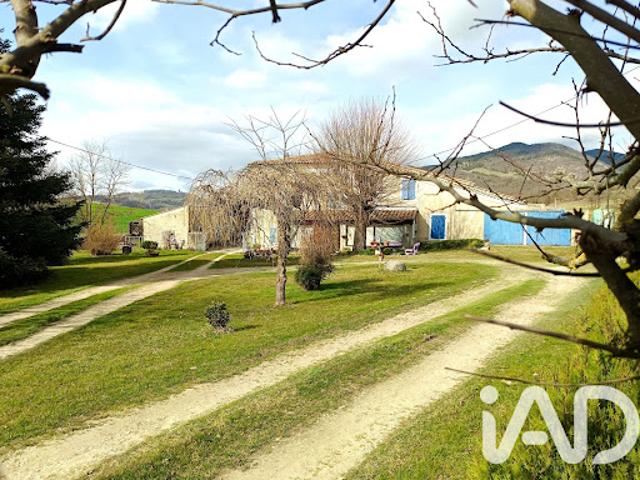 Vente Maison 8 pièces 170 m2 Bourdeaux