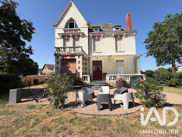 Vente Maison 8 pièces 170 m2 Cosne d'Allier