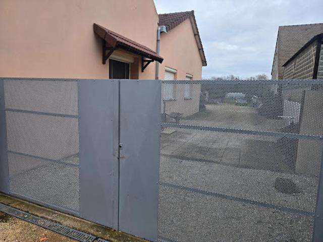Vente Maison 8 pièces 170 m2 Epervans