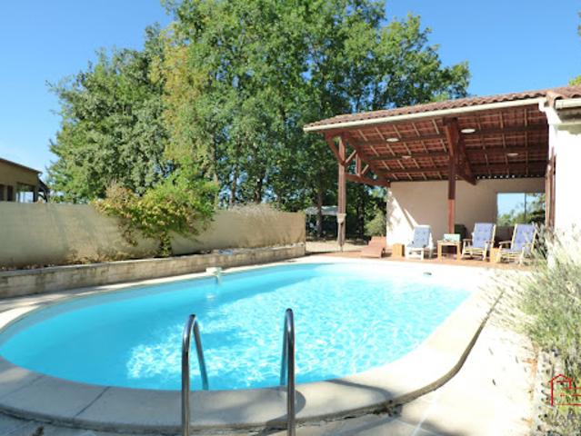 Vente Maison 8 pièces 150 m2 Laroque Timbaut