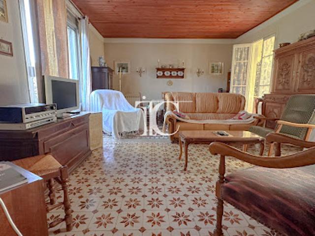 Vente Maison 8 pièces 170 m2 Les Mages