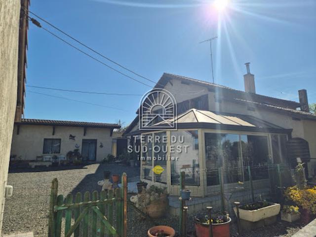 Vente Maison 8 pièces 170 m2 Saint Sever