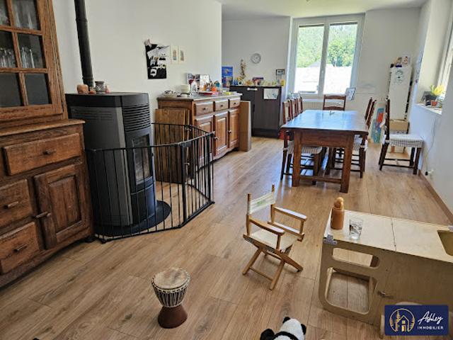 Vente Maison 8 pièces 170 m2 Singles