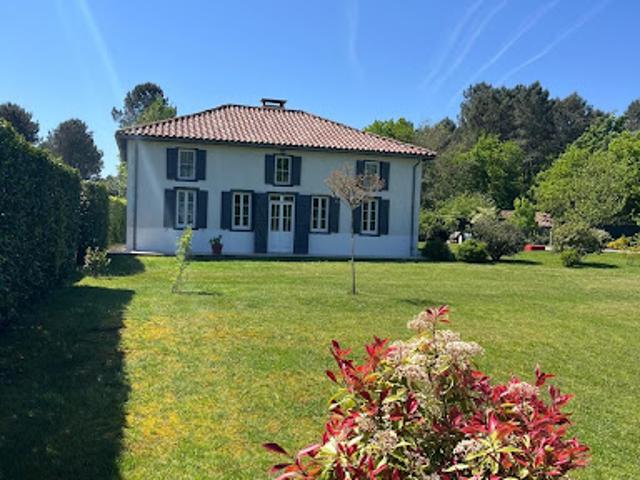 Vente Maison 8 pièces 170 m2 Solférino