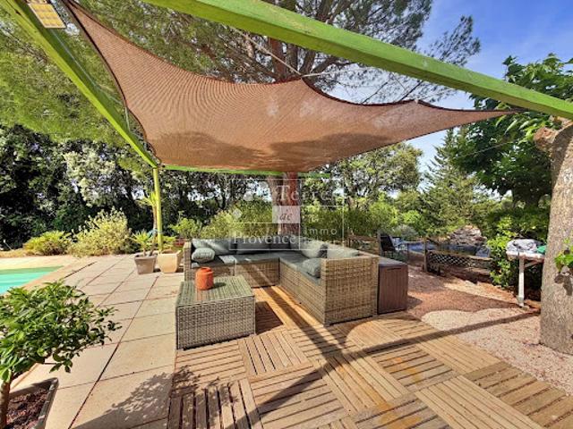 Vente Maison 8 pièces 170.67 m2 Régusse