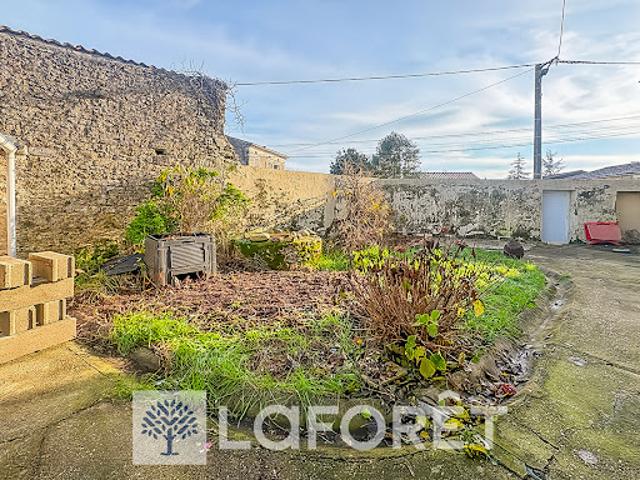 Vente Maison 8 pièces 172 m2 Gémozac