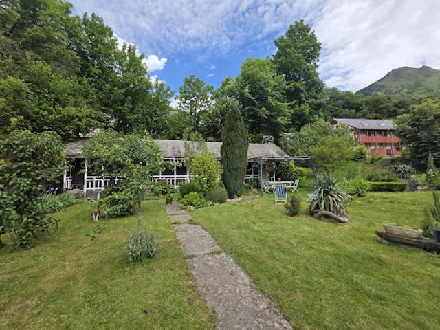 Vente Maison 8 pièces 172 m2 Luz Saint Sauveur