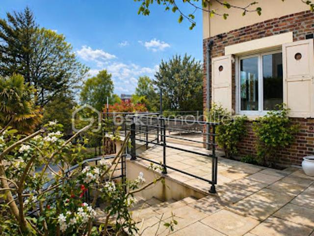 Vente Maison 8 pièces 172.62 m2 Rueil Malmaison