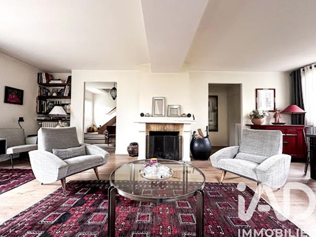 Vente Maison 8 pièces 173 m2 La Celle Saint Cloud
