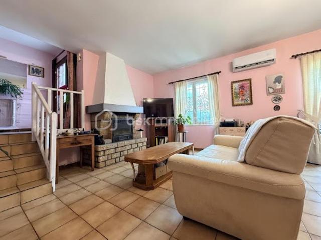 Vente Maison 8 pièces 184 m2 Lussac les Eglises
