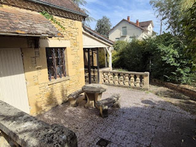 Vente Maison 8 pièces 184 m2 Le Bugue