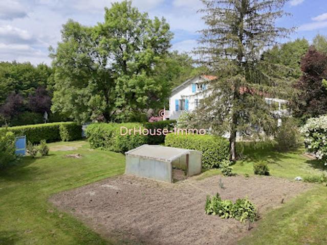 Vente Maison 8 pièces 184 m2 Saint Astier