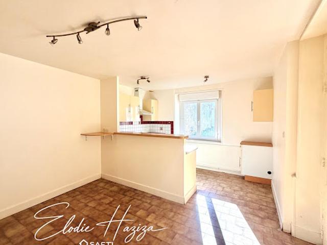 Vente Maison de ville 8 pièces 184 m2 Thénezay