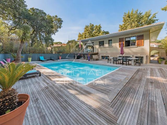 Vente Maison 8 pièces 185 m2 Arcachon