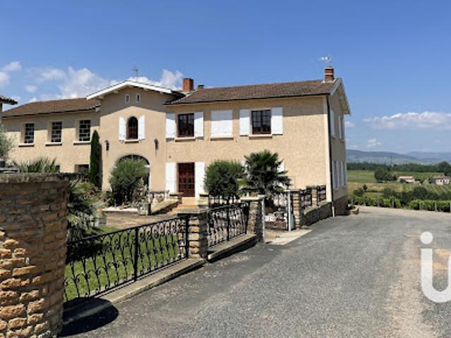 Vente Maison 8 pièces 185 m2 Arnas