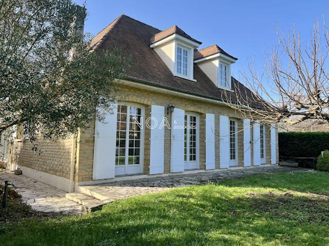 Vente Maison 8 pièces 185 m2 Lamonzie Saint Martin