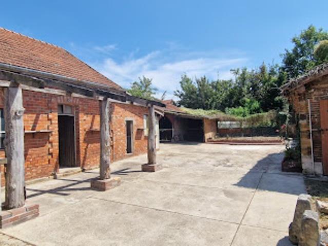 Vente Maison 8 pièces 185 m2 Pargny sur Saulx
