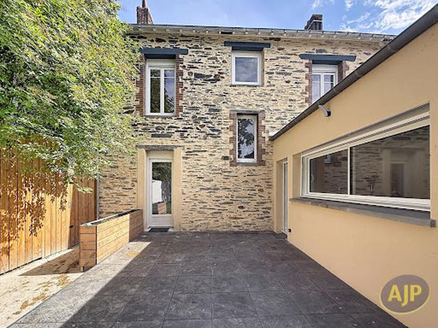 Vente Maison 8 pièces 185 m2 Saffré