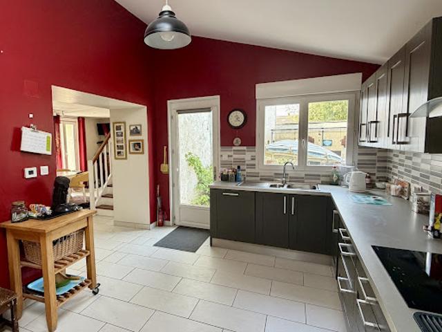 Vente Maison 8 pièces 185 m2 Saint Mandé sur Brédoire