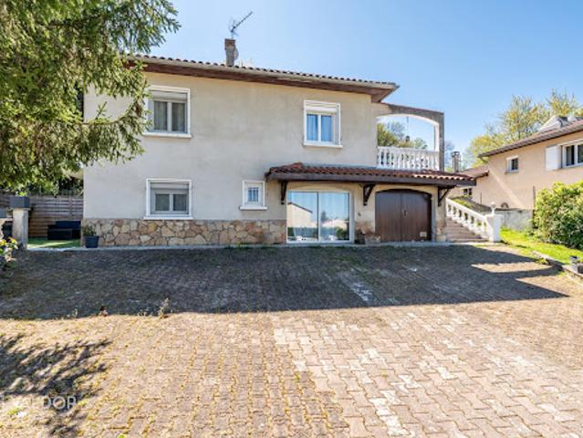 Vente Maison 8 pièces 185 m2 Saint Pierre de Chandieu