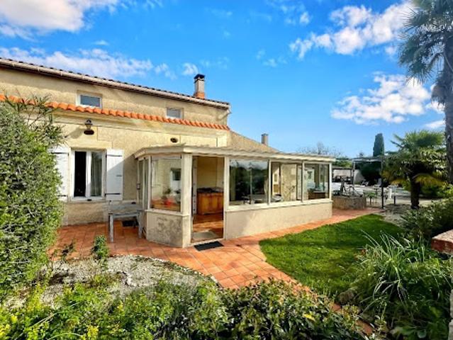 Vente Maison 8 pièces 185 m2 Trizay
