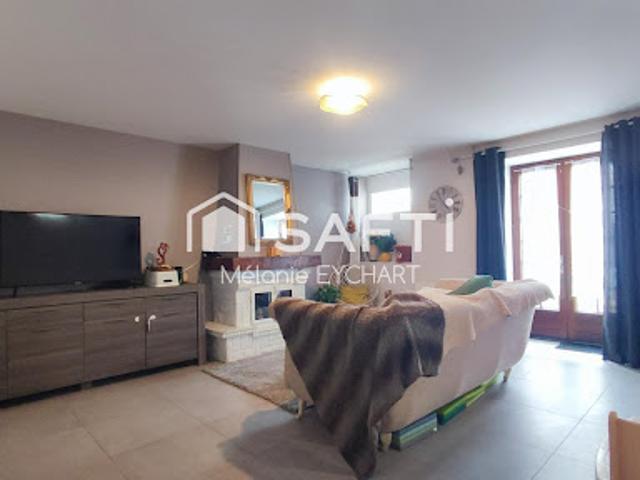 Vente Maison 8 pièces 185 m2 Yvrac et Malleyrand