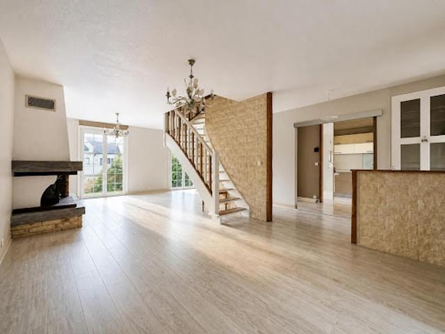 Vente Maison 8 pièces 186 m2 Serris