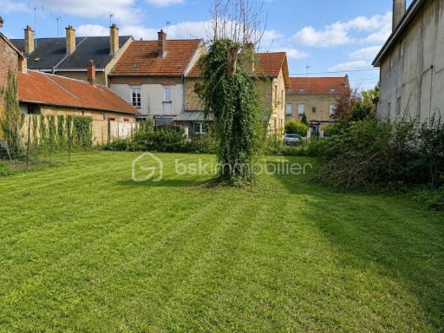 Vente Maison 8 pièces 188 m2 Attigny
