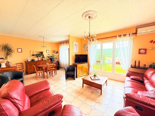 Vente Maison 8 pièces 188 m2 Adé