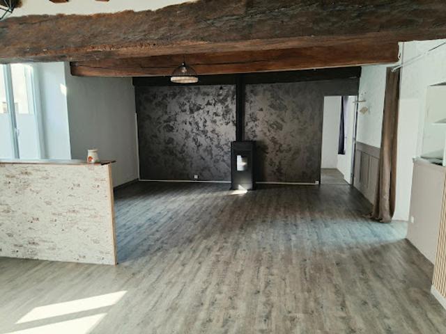 Vente Maison 8 pièces 188 m2 Courcelles la Forêt