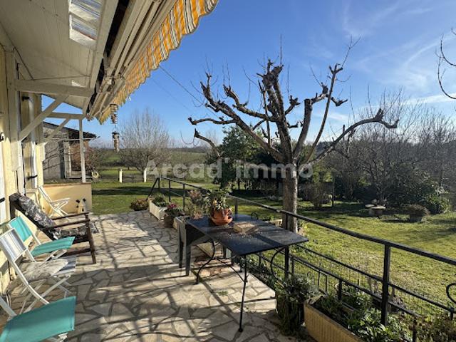 Vente Maison 8 pièces 188 m2 Lauzun