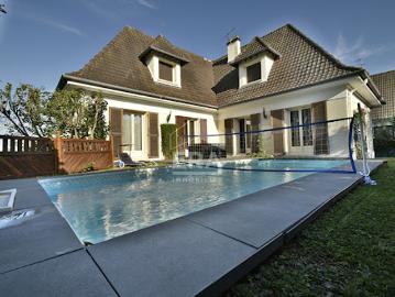 Vente Maison 8 pièces 189 m2 Beynes