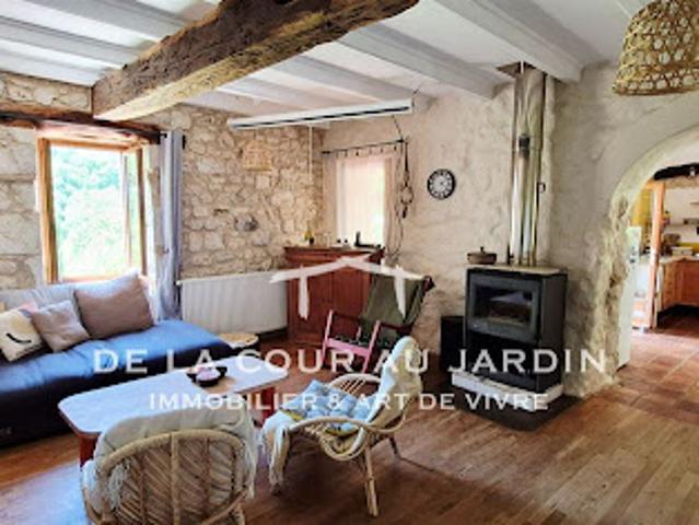 Vente Maison 8 pièces 180 m2 Montaigu de Quercy