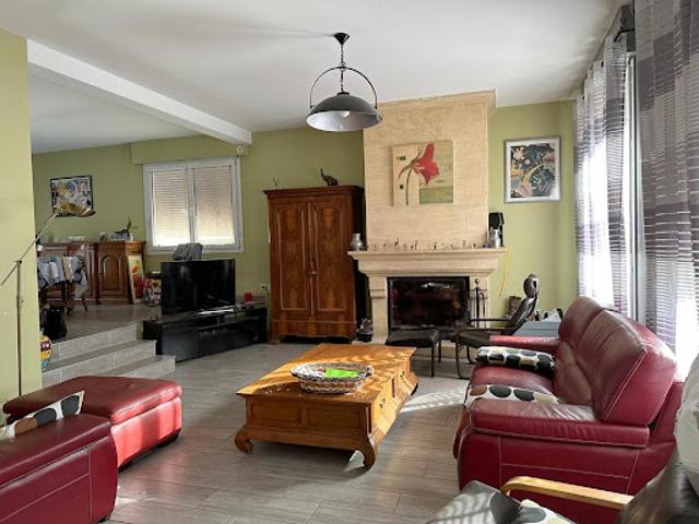 Vente Maison 8 pièces 180 m2 Agey